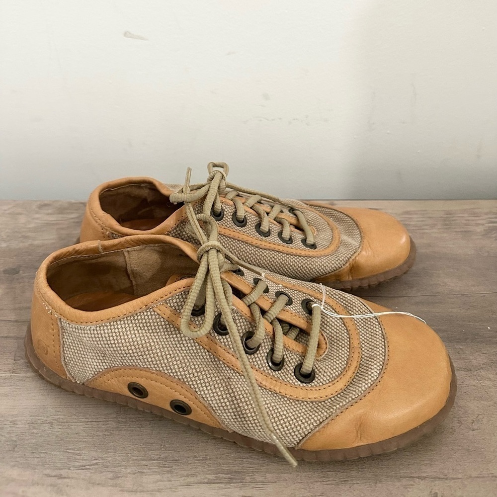 Børn tan Leather Canvas Lace Up Walking Sneaker Shoes size 8.5/40 - Picture 3 of 8